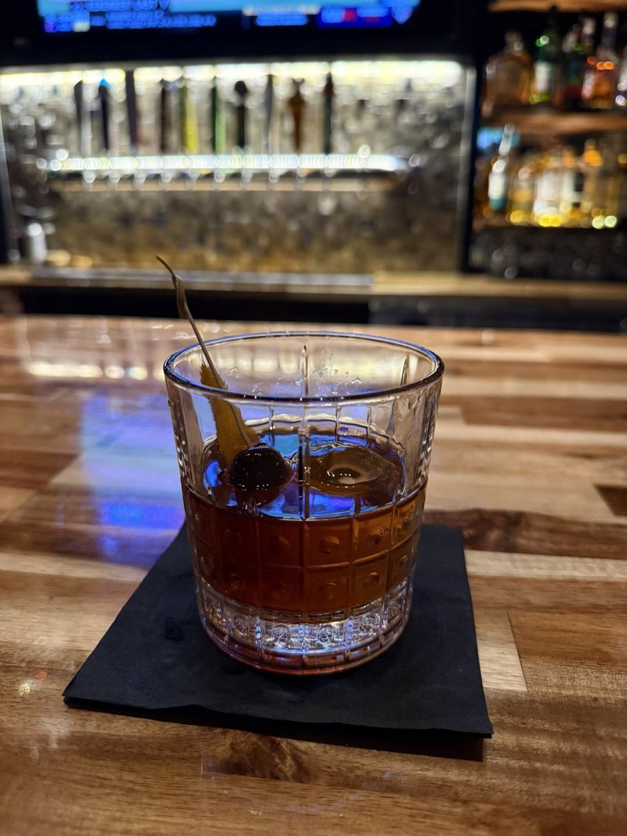 TeamGumball5's tweet photo. Came down to the Coast this afternoon to make sure City Council understood what their options were.
Development Agreement approved, time for Strip Club Night and a celebratory Old Fashion. 😂 #ChicagoRules #OldSchool https://t.co/LtG8DvVICM