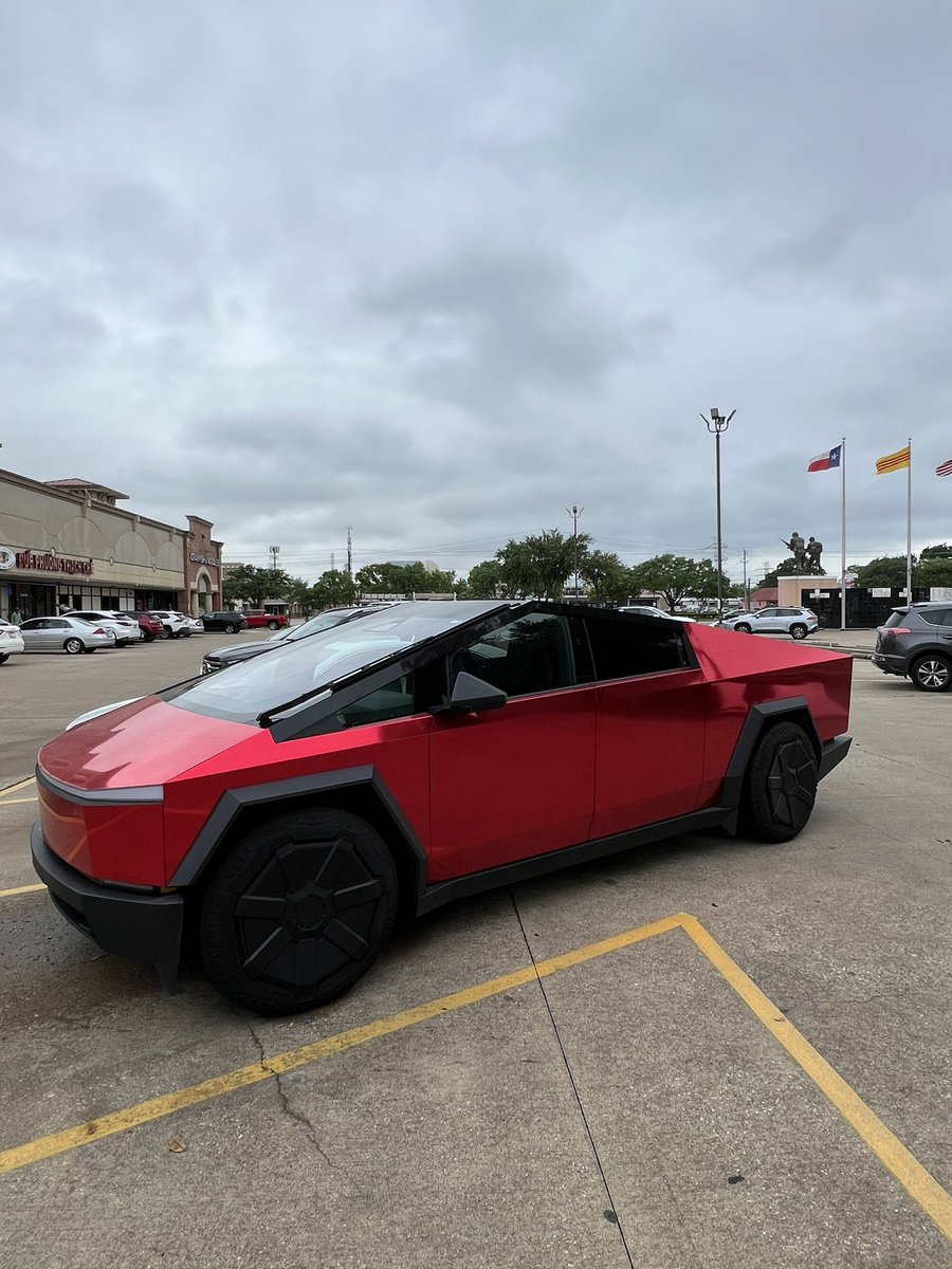 Keenan Wen FSD 14.3 🗿🔋📐❇️ tweet media