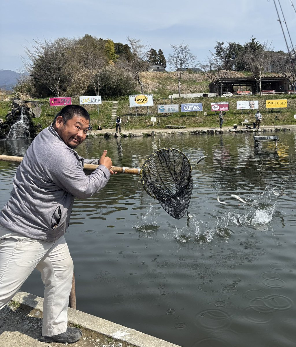 bingo_fishing's tweet photo. 昨日は桜咲く🌸
宮城アングラーズビレッジへ！
表層中心に色んなルアーで楽しめました！
ただロックさんは深めパターンだったようですね🐟
結構大物も上がってましたよ！
（自分以外は😭）

#MAV
#Route21
#スプラグ
#トラウトシーズン残り僅か https://t.co/NN2s4PzTyH