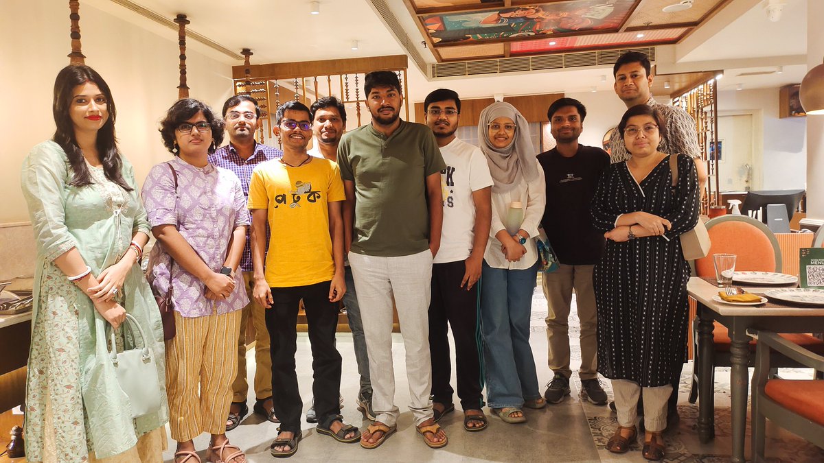 My PhD student Krishnendu Sinha has successfully defended his thesis. It was a pleasure to have Prof. Biman Jana (IACS Kolkata) as the external examiner. The title of the thesis was "Computational Investigation of the Mechanism of Molecular Recognition and Signaling Processes in