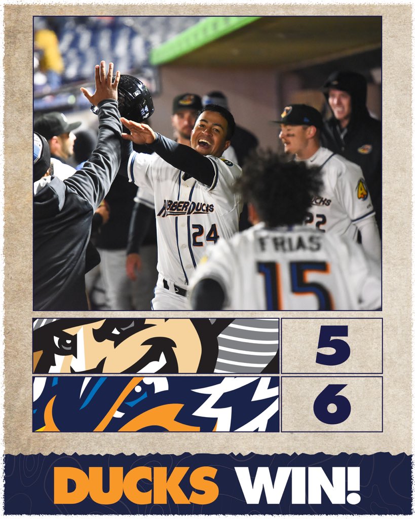 AkronRubberDuck's tweet photo. Wins are fun, but home wins are better https://t.co/bjMc3FFvkG
