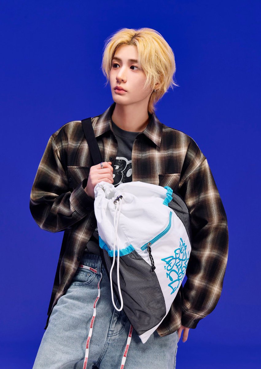 [PHOTO] 250409 — #LEEHAN

2025 WEGO Original : Summer

#BOYNEXTDOOR #보이넥스트도어