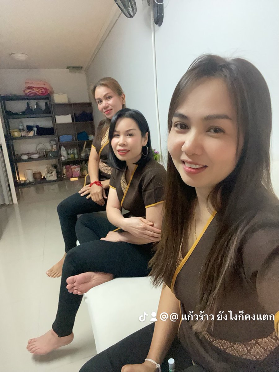 ASittidach's tweet photo. #นวดนวนคร  #โรงแรมวัน  #นวดพยอม  #นวดเทพกุญชร  #นวดแมนฮัตตัน  ร้านเปิดแล้วน่ะครับ ฝากติดตามฝากกดถูกใจด้วยนะครับ และเรามีหมอนวดให้บริการฝีมือดี📢ติดกับโรงแรมเดอะวัน ตรงคอนโดแก��นด์ไดมอนด์ 📢เปิดให้บริการทุกวัน  
📍🙏🙏🙏 https://t.co/EyjVKN4C7K…  แผนที่ร้าน📌📌 https://t.co/3Lb5lkWIkI