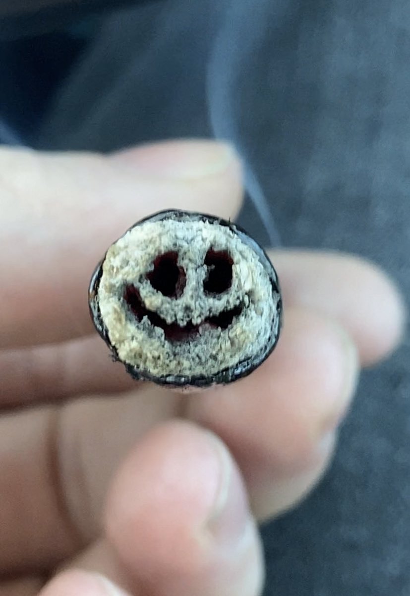 CocoCustoms_'s tweet image. Smiley face hash hole