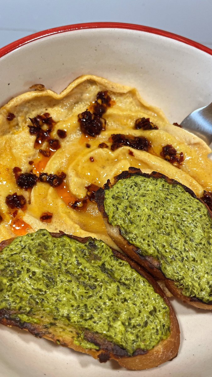 simpleton_set's tweet photo. Another day, same, Simple.
#SimpleHomeBakes
#BreakfastAtSimples https://t.co/hBfO42yJqj