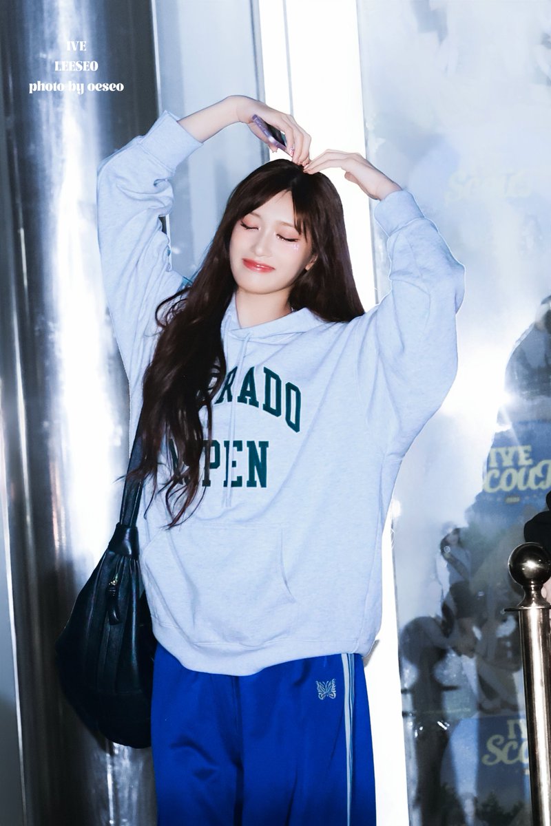 250406  IVE FANCON 퇴근
#IVE #아이브 #アイヴ 
#LEESEO #이서 #イソ