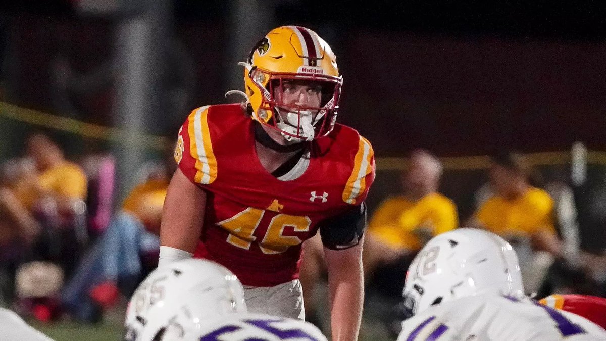 brandon_thomas7's tweet photo. Extremely blessed to receive my first offer to Arizona Christian University! #GoFirestorm @dthedeacon @KelleyBeMoore @coachtwill88 @CoachKSewell @coach_corcoran @ChrisBandy55 @MikeGibsonAD @frontier_titan @Josh_Bringuel @BrandonHuffman @JacksonMoore247 @adamgorney @GHoward_Scout https://t.co/53jaZoJggq