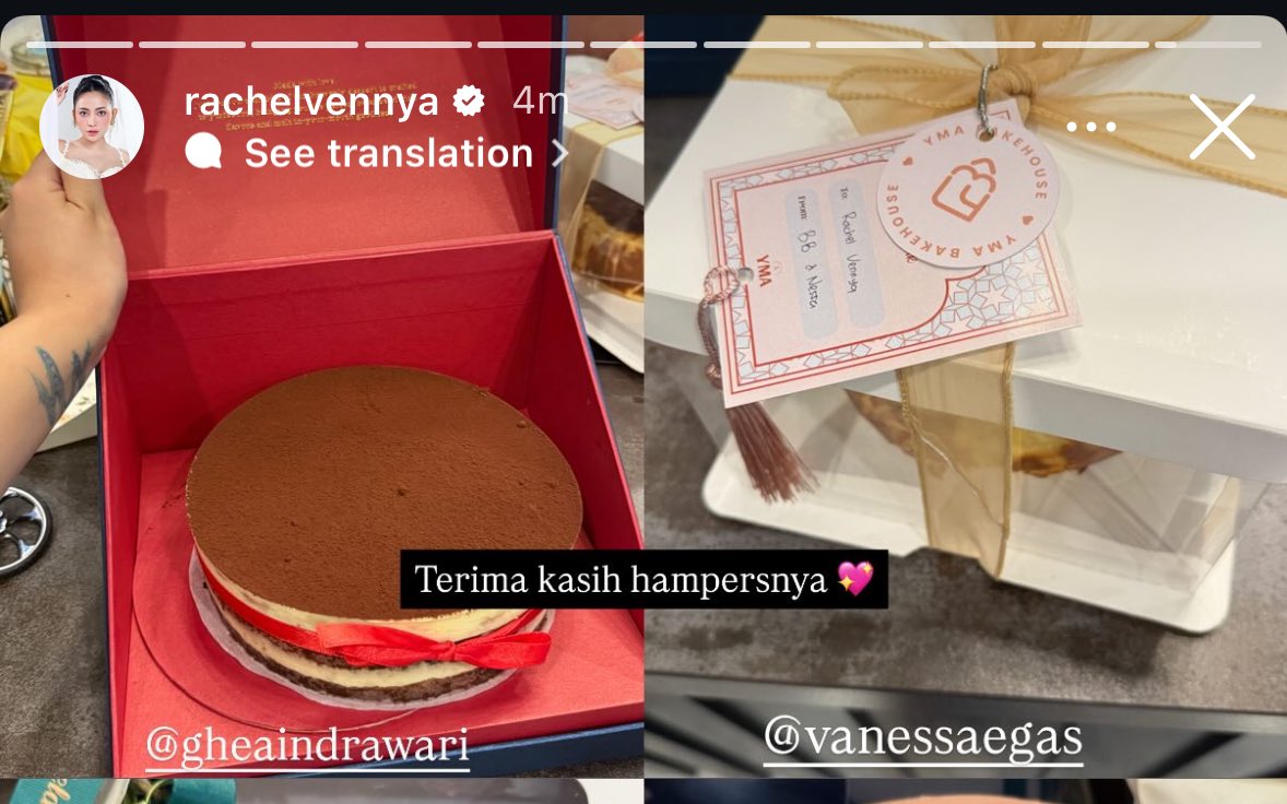 ymabakehouse's tweet photo. Dari Rachel Vennya, Elvy Sukaesih, Chelsea Veronnia, sampe BCL… ADA BGT SCREAMING IN SILENCENYA 🤗 https://t.co/pIw4CDISI5