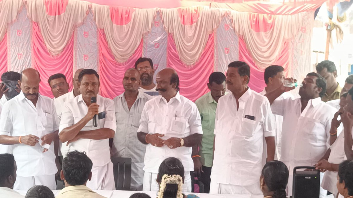 admk34453333's tweet photo. திருவண்ணாமலை கிழக்கு மாவட்டத்திற்குட்பட்ட ஆர்ப்பாக்கம், வேடந்தவாடி, எறும்பு பூண்டி மற்றும் மங்கலம் கிராமத்தில் நடைபெற்ற பூத் முகவர்கள் ஆலோசனை கூட்டத்தில் பங்கேற்று ஆலோசனை வழங்கிய முன்னாள் காஞ்சிபுரம் மாவட்ட கழக செயலாளர், #EX_MLA உத்திரமேரூர் @wbdganesan ஐயா அவர்கள் 💐💥✨ https://t.co/qJVPJYTEqn