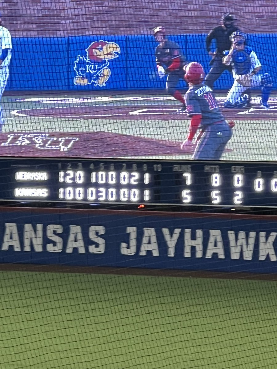 Tom Eyberg tweet media