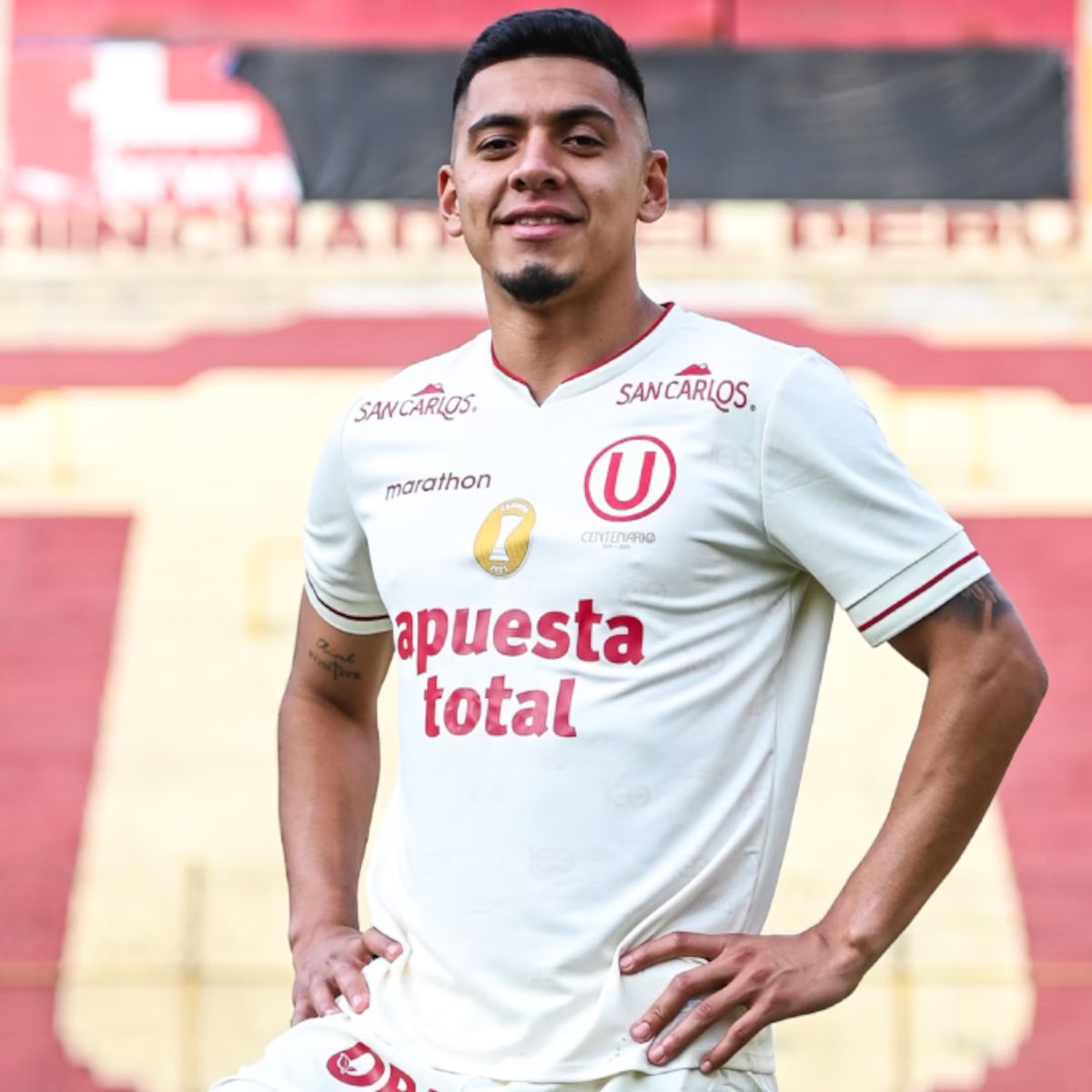 Vocal_U_Sagrada's tweet photo. Fracaso clamoroso de @mbarretodt y Fabian Bustos en el armado del equipo este año para la Libertadores. 

El mejor refuerzo que trajeron es un chico que llegó del ADT de Tarma. De sus refuerzos extranjeros ninguno ha marcado diferencia alguna. Háganse cargo. No reforzaron nada! https://t.co/ndWbEEpiF6