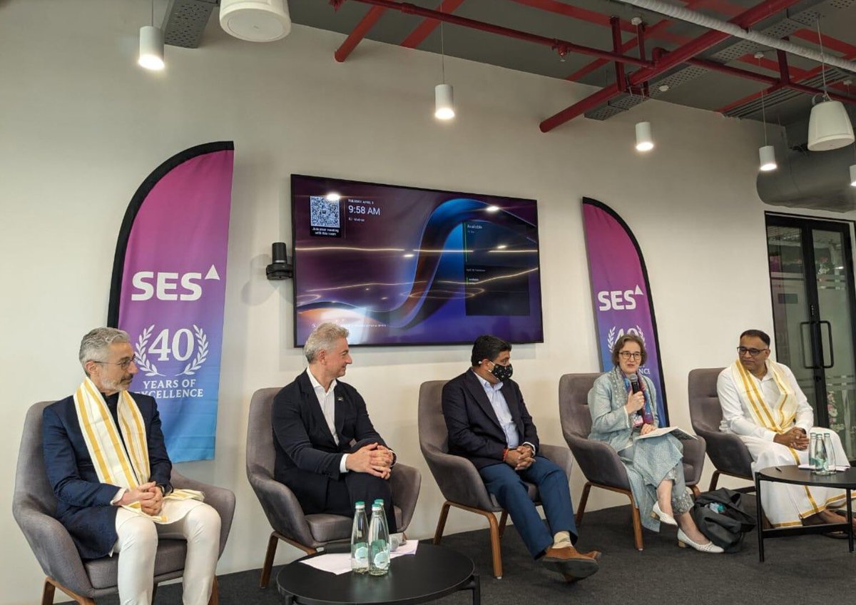 UpdatesChennai's tweet image. 🇱🇺SES, Luxembourg based &amp;amp; world’s leading satellite telecommunications firm has opened its first Indian Global Capability Centre (GCC) &amp;amp; the first one in Asia Pacific outside Singapore in Chennai at DLF Cybercity. To employ 300-400 people initially... #InvestInTN #GCC 👨‍💻