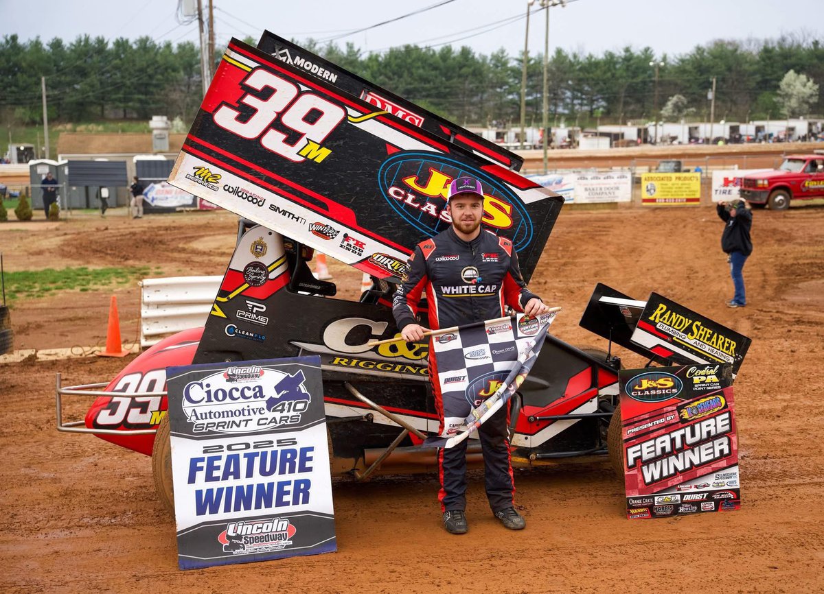 XXXRaceCo's tweet photo. Congratulations Anthony Macri Macri Motorsports on your WIN at Lincoln Speedway on 4/5 Saturday night.  This was Anthony’s 14th career win at Lincoln Speedway.
#RaceHard #TeamTripleX #TripleWIN
PHOTO:  Jeremy Zarfos Photography https://t.co/UHD1zdcjgr
