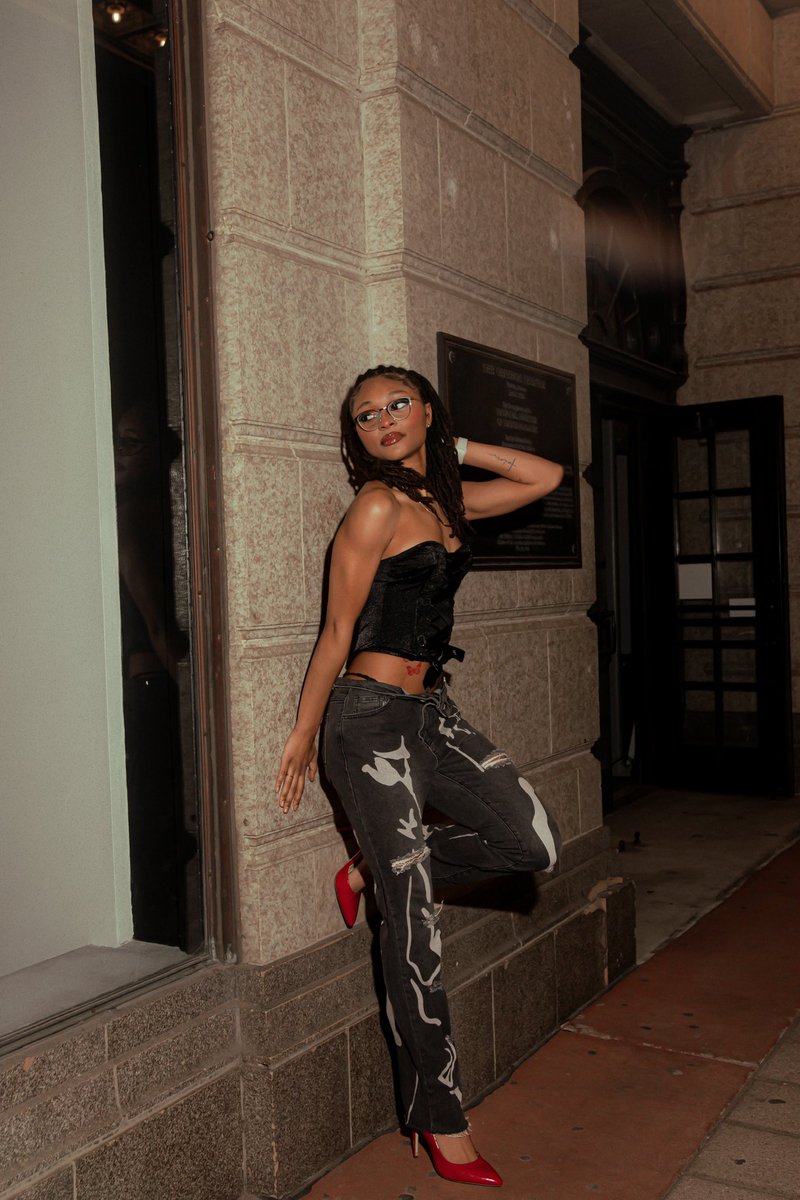 BrookeBandzz_'s tweet photo. heyy sooo i wanna gts and wake up to like 20 likes at least 🙄 &amp; if it does ima get my life together 🤣🤣 goodnight &amp; stay blessed whoever finds this 🫶🏾 https://t.co/zhUs2F2Bio