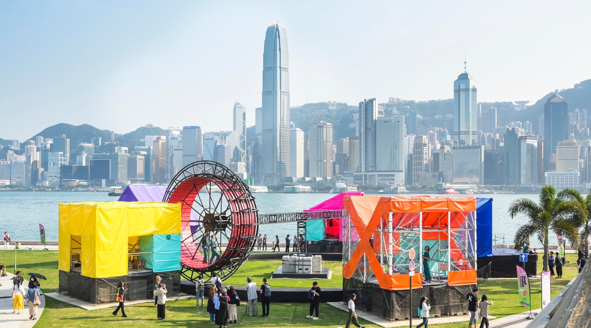 Brand_HK's tweet photo. Where #creativity blossoms! "#Pollinator", an eye-catching temporary live residency for artists, is making its world debut at #WestK #FunFest (till Apr 27) on Hong Kong's waterfront. Co-created by renowned US artists Alex Schweder and Ward Shelley, "Pollinator" is a unique experimental space for artists to live, collaborate and perform music, dance, puppetry and more. The large-scale installation is a highlight of FunFest, which offers nearly 50 family-orientated and engaging free art experiences. Discover more:
https://t.co/dxtGVUn15w