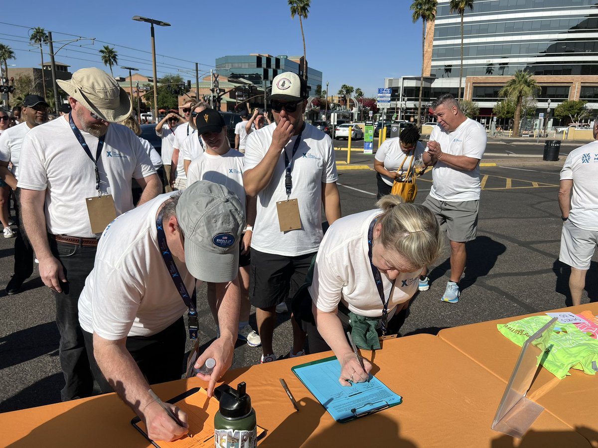 keeptempebtfl's tweet image. 🌟 Corporate Cleanup with Express Conferences at “A” Mountain! 🌄

This morning, Keep Tempe Beautiful had the pleasure of partnering with the Express Conference for a corporate cleanup at Tempe’s gem — Hayden Butte (“A” Mountain) from 9–10 a.m.

This marks the second year in a…
