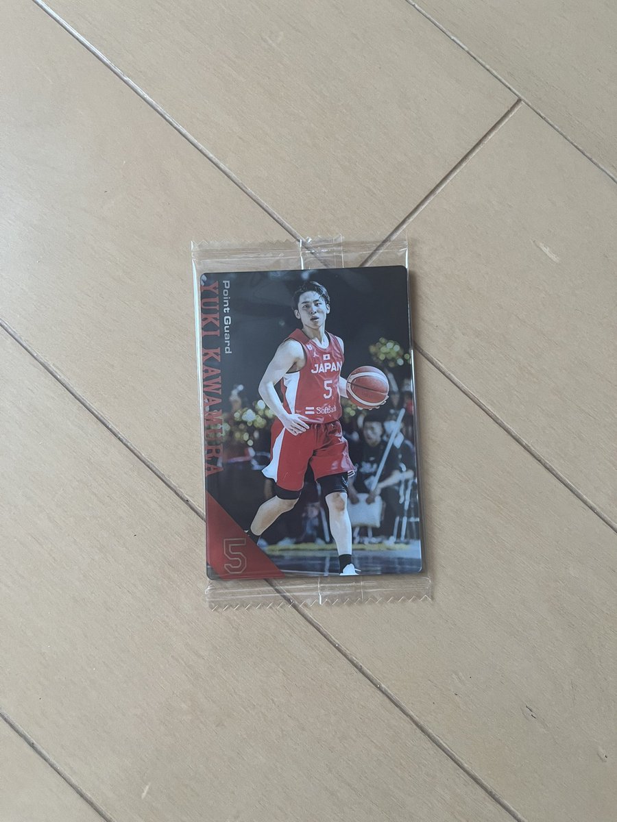 odeeen_19's tweet photo. @pppd__06 検索より失礼いたします。
日本代表の河村選手N所持しているのですが、今弾の西田選手Nとの交換は可能でしょうか？
ご検討よろしくお願いいたします。 https://t.co/20b4vUZyUf