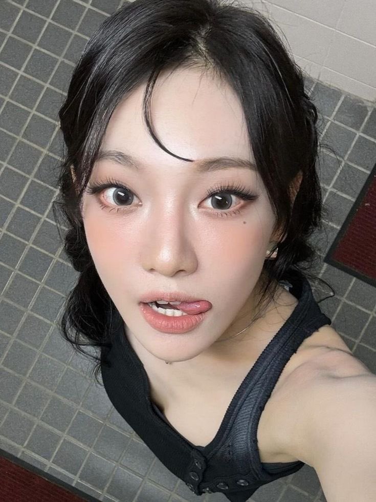 ningning tweet media