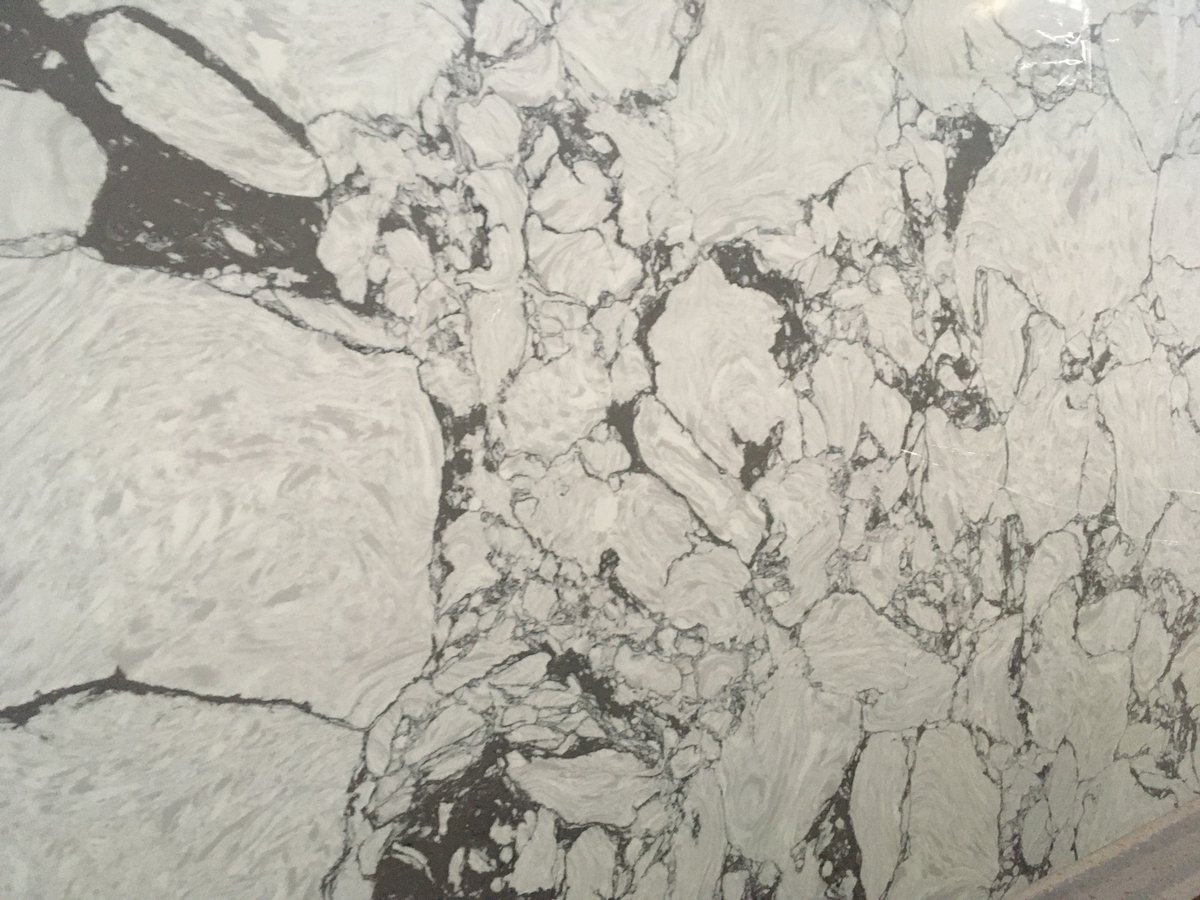 aolistone's tweet photo. Where artistry meets practicality—meet CALACATTA GREY ARTIFICIAL MARBLE! ✨

🔥 ​​Not just a surface. It’s a vibe.​​
Dreamy grey hues + those hand-painted-looking veins ( zoom in—it’s pure art!). Designed for folks who want the ​​drama of natural stone​​ without the fuss. https://t.co/2zCRFUiNM3