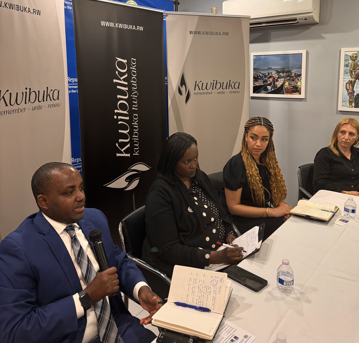 RwandaUN's tweet photo. April 7 | On the sidelines of #Kwibuka31 at the UN, @RwandaUN hosted a community roundtable addressing genocide denial and revisionism surrounding the 1994 Genocide against the Tutsi.

🔹Moderated by Critical Discourse and Conflict Analysis Researcher-@CoulibalyBojana, the panel featured;

Omar Ndizeye-Cultural Memory Scholar and Author of “Life & Death in Nyamata,” 

@jmurekatete -Human Rights activist and Founder of the NY-based Genocide Survivors Foundation (GSF)

@jessicamwiza -Sociology Researcher at the CUNY and former Vice-President of Ibuka France.

The event also included an interactive Q&A session with participants.