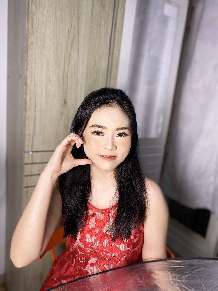 thxskmk's tweet photo. Makeup event✨ https://t.co/U68Lv8lzig