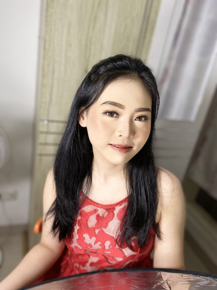thxskmk's tweet photo. Makeup event✨ https://t.co/U68Lv8lzig