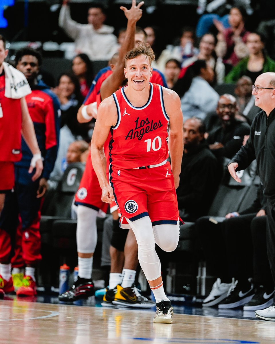 LA Clippers tweet media