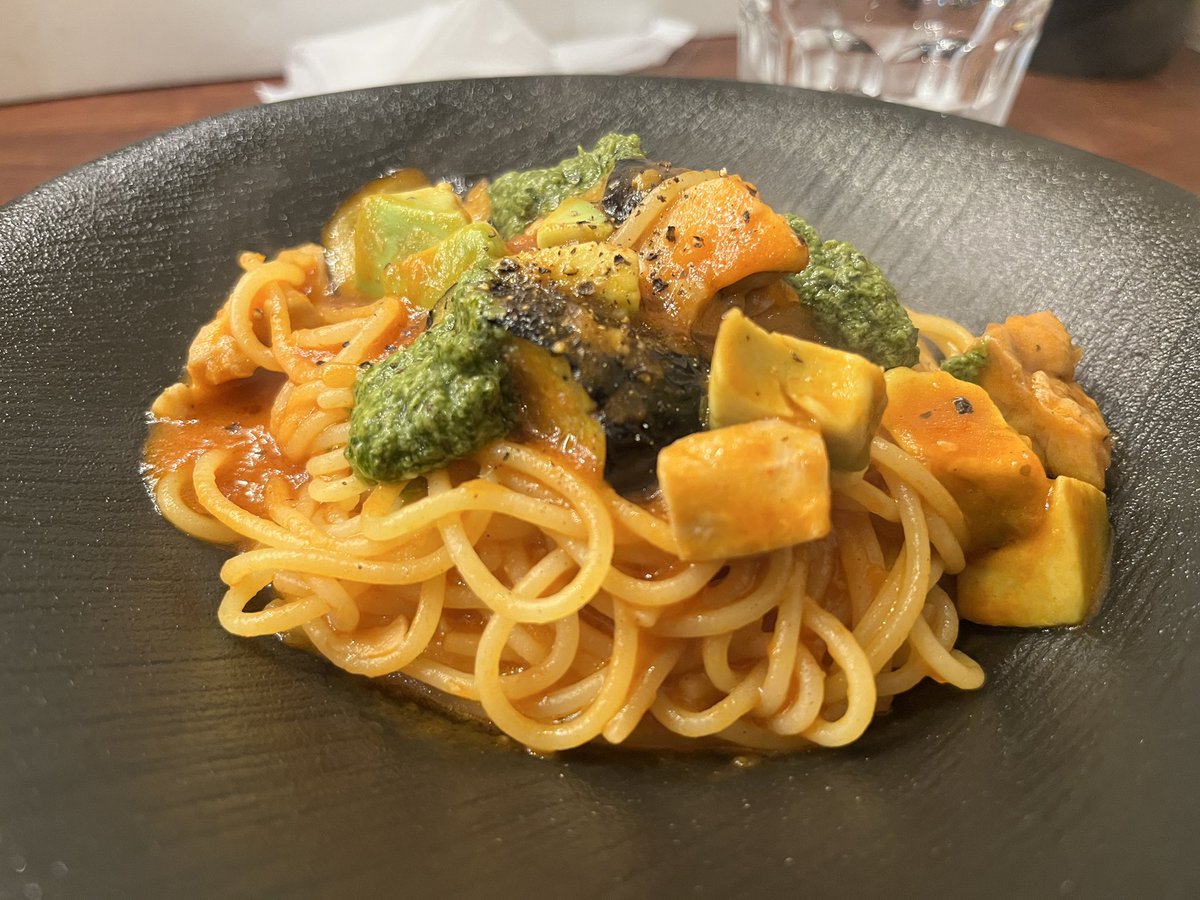 883Evo's tweet photo. 生パスタのお店。
数量限定のクレームブリュレが美味しかった。 https://t.co/zw2Gtg4qDC