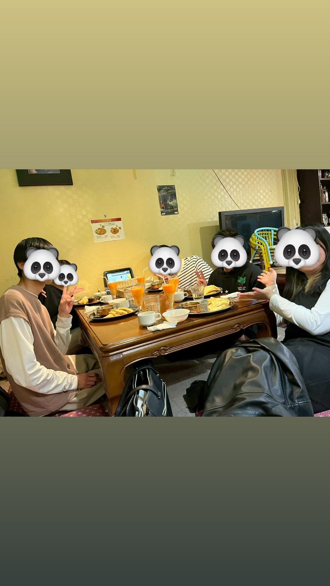 Mmed_kampo's tweet photo. こんにちは！漢方部です。
7日（月）の新歓には5人の新入生が来てくれました🙌ありがとうございます！
漢方部に興味のある方や、気になってる方はぜひ連絡下さい😊 https://t.co/o5hISFs5vU