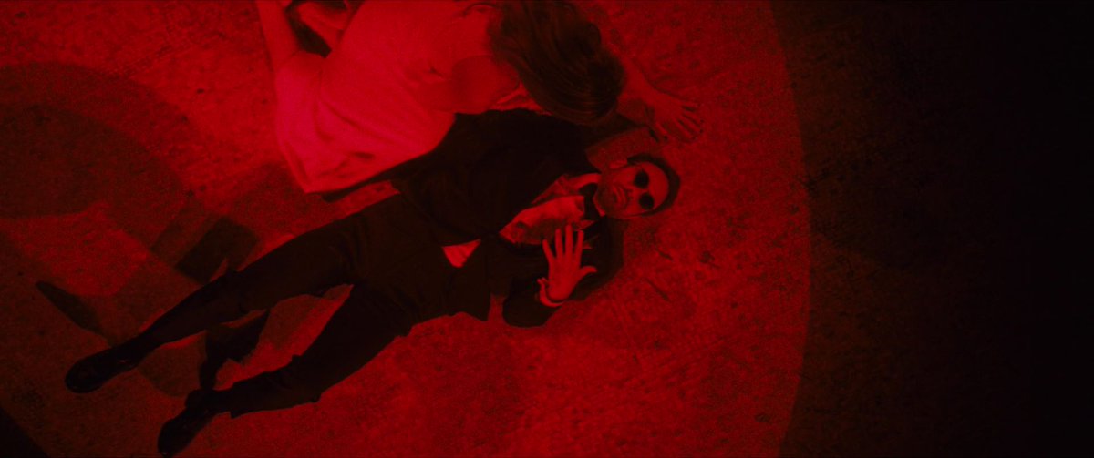 lovebite9164's tweet photo. The fact Daredevil Season 3 ended with Matt Vs Dex Vs Fisk and Vanessa and now Born Again is doing the same thing but on a more bigger, intimate, personal and volatile way is incredible writing. They're all out to just fuck each other over..It's so poetic #DaredevilBornAgain https://t.co/yruEImo5dV