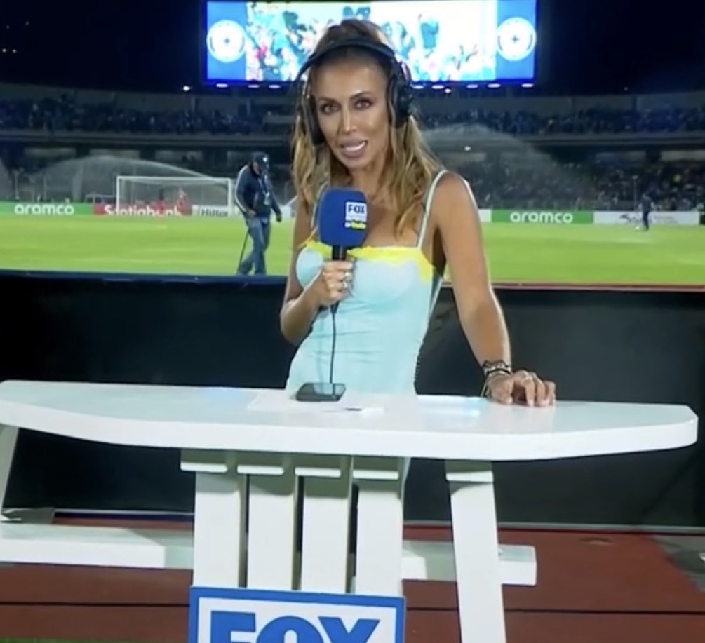 tocinosports's tweet photo. El América

En Liga // En Concachampions https://t.co/fVgDwHYPCB