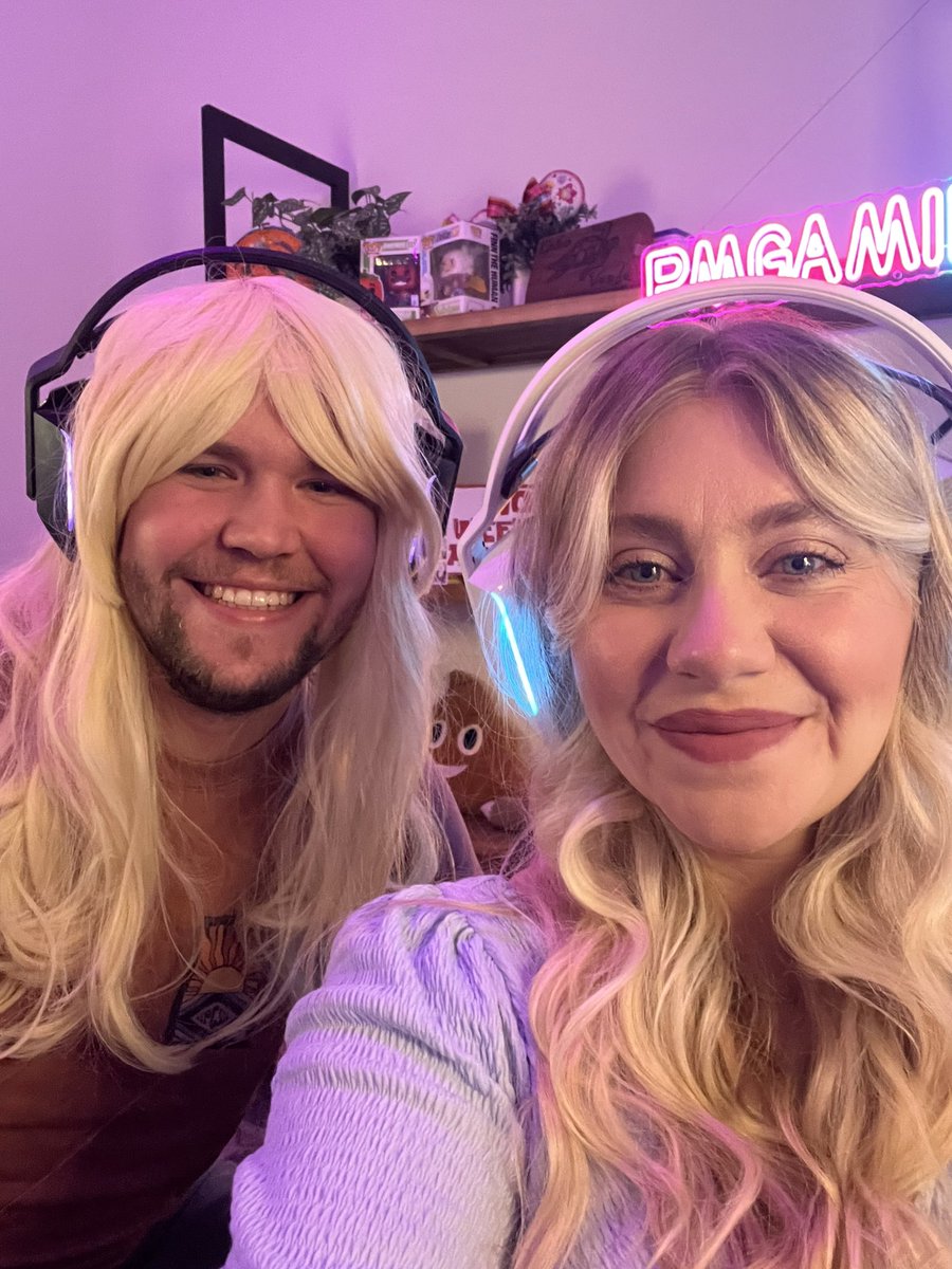 PhuzzyPM tweet media