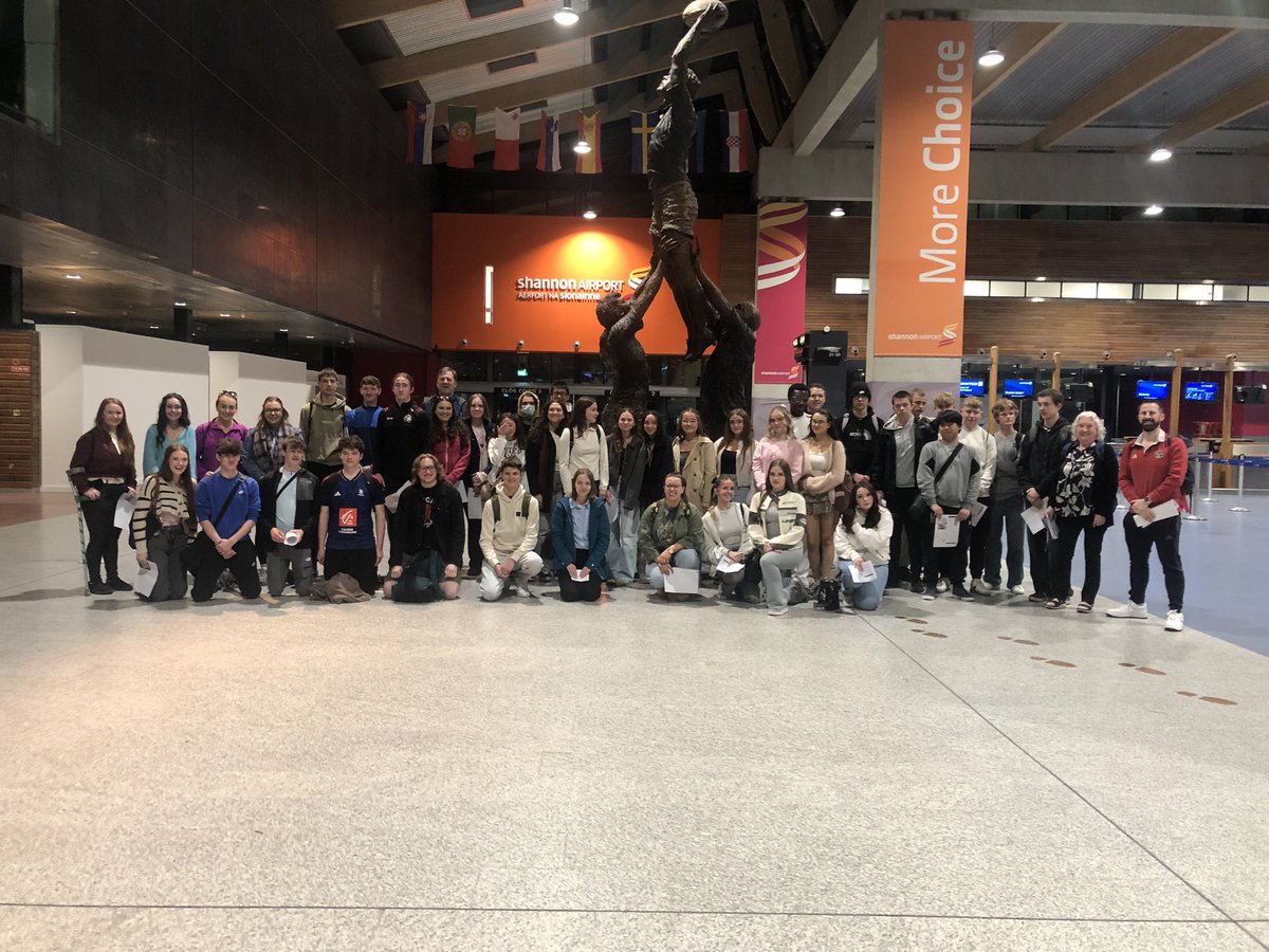 EnnisCC's tweet photo. Our Transition Year students will fly to London today to visit The National Science and History Museums and to see the musical Wicked at The West End. Thanks to Ms McNamara and their accompanying teachers. https://t.co/j9t7g6O9jA