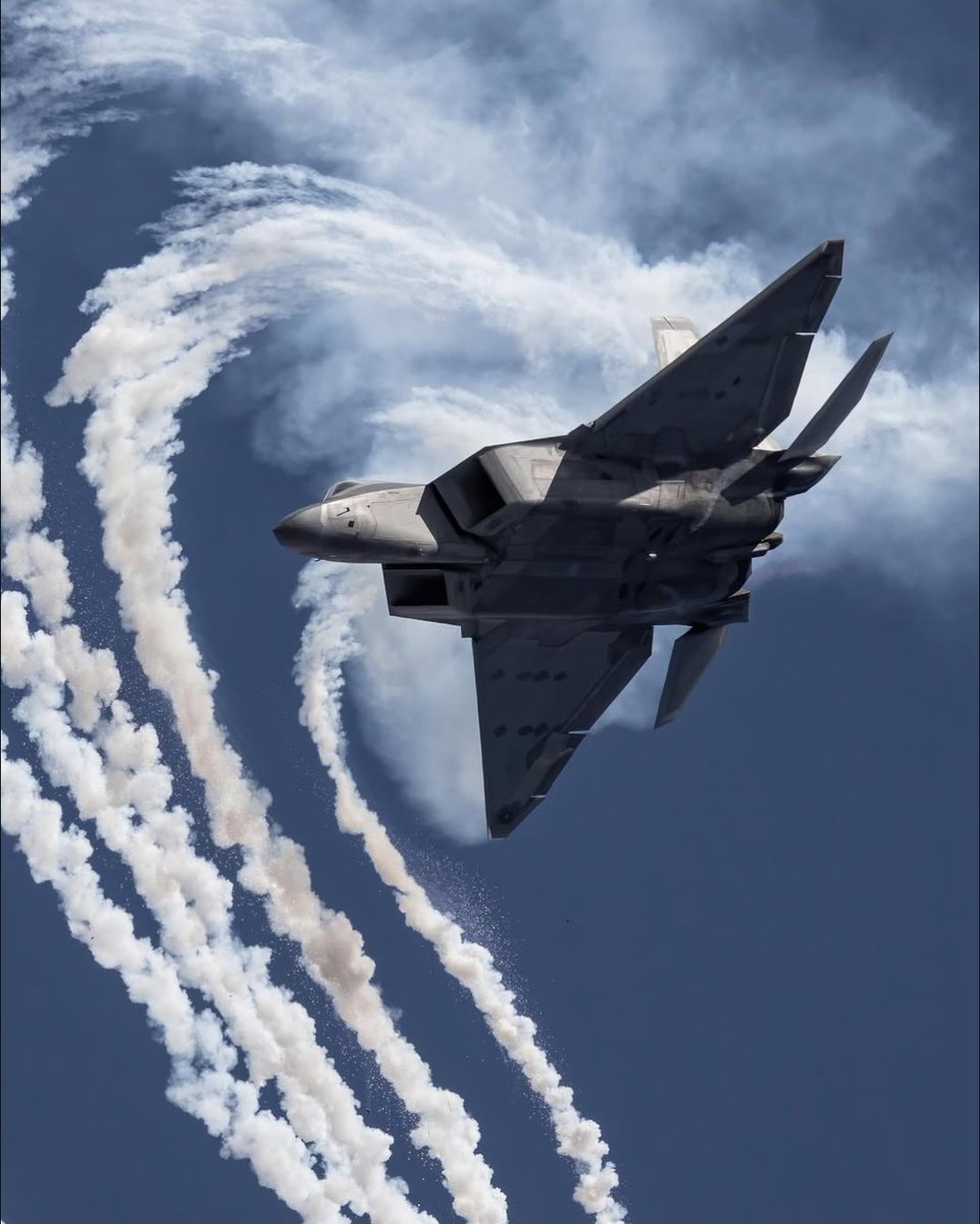 t5626a0719's tweet image. Aircraft/F-22A  my No, One Aircraft