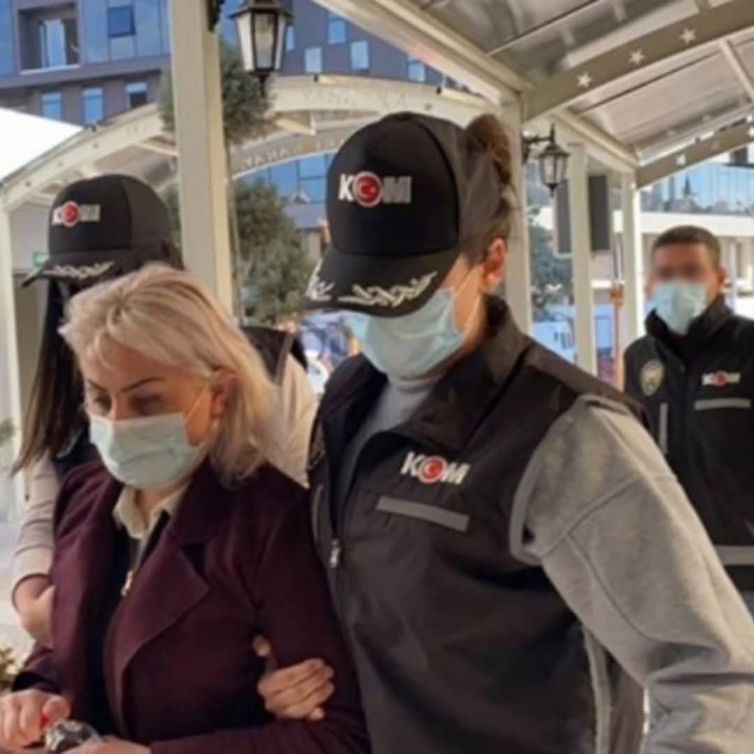 CHP Dış İlişkiler Uzmanı Zehra Zuhal ATALAR LAÇİN'in de tüm diplomaları sahte çıktı

Doçentlik diploması, yüksek lisans diploması , doktora v.s sahte çıkınca iptal edildi.

Bütün CHP kademelerinin, soyadı kanunu öncesi soyağacına inilmeli. 

Birşeyler var orada sanırım