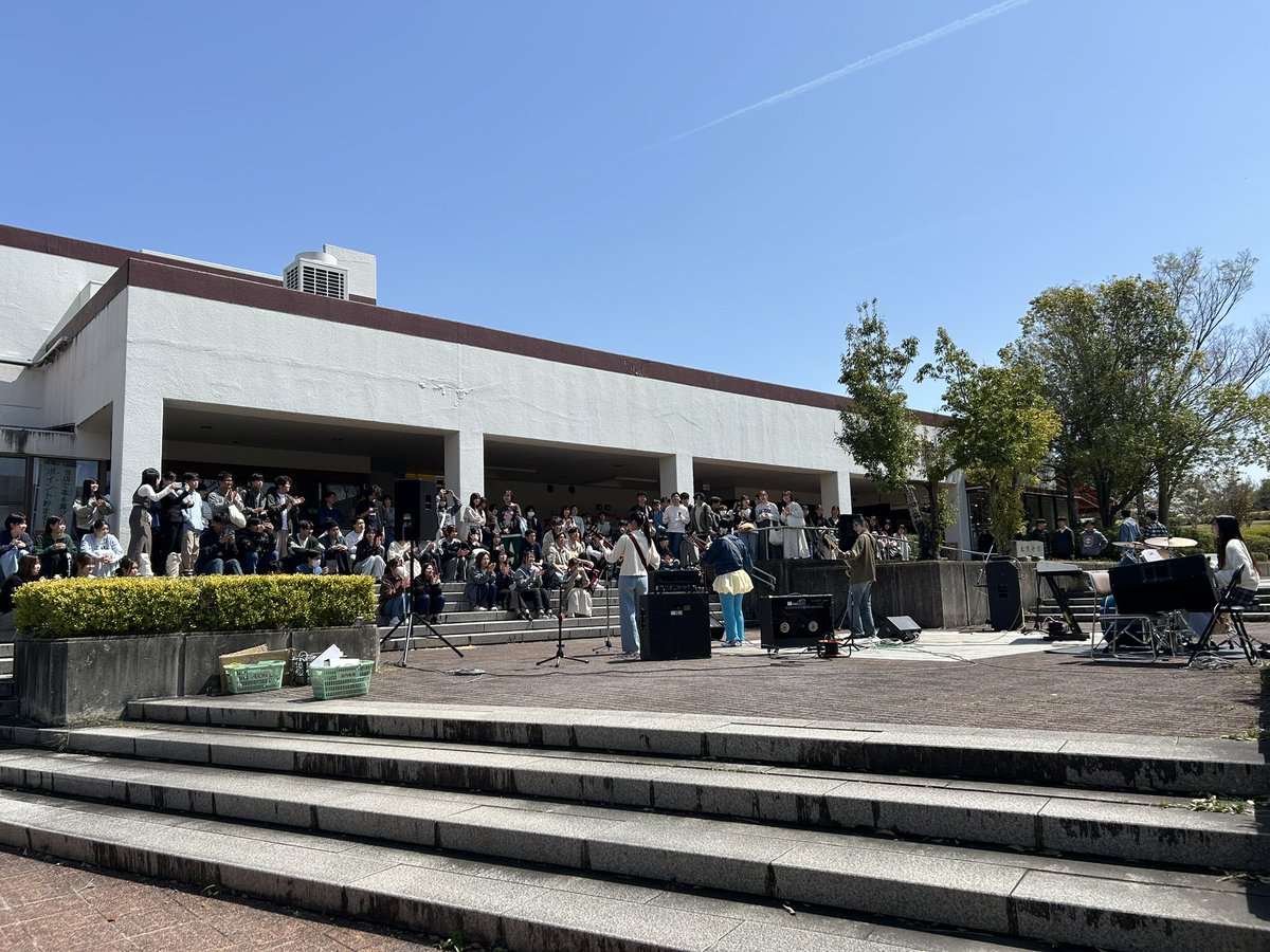 lightmusic_HUTE's tweet photo. カラー週間1日目、見に来てくださりありがとうございました！🎸
来週は4/15と4/17です！ https://t.co/M34UZdL85j