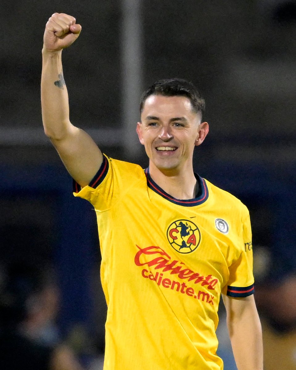 InvictosSomos's tweet photo. ¡¡FIDALGO!! ¡¡FIDALGO!! ¡¡FIDALGO!! ¡¡EL MAGO ESPAÑOL MARCÓ EL GOL QUE ESTABA BUSCANDO EL MÁS GRANDE DE MÉXICO!! ¡¡CUÁNTA CLASE Y CUÁNTA PERSONALIDAD DEL MAGO ESPAÑOL!! ¡¡CRUZ AZUL 1-1 AMÉRICA!! https://t.co/KPFGDuTD9D