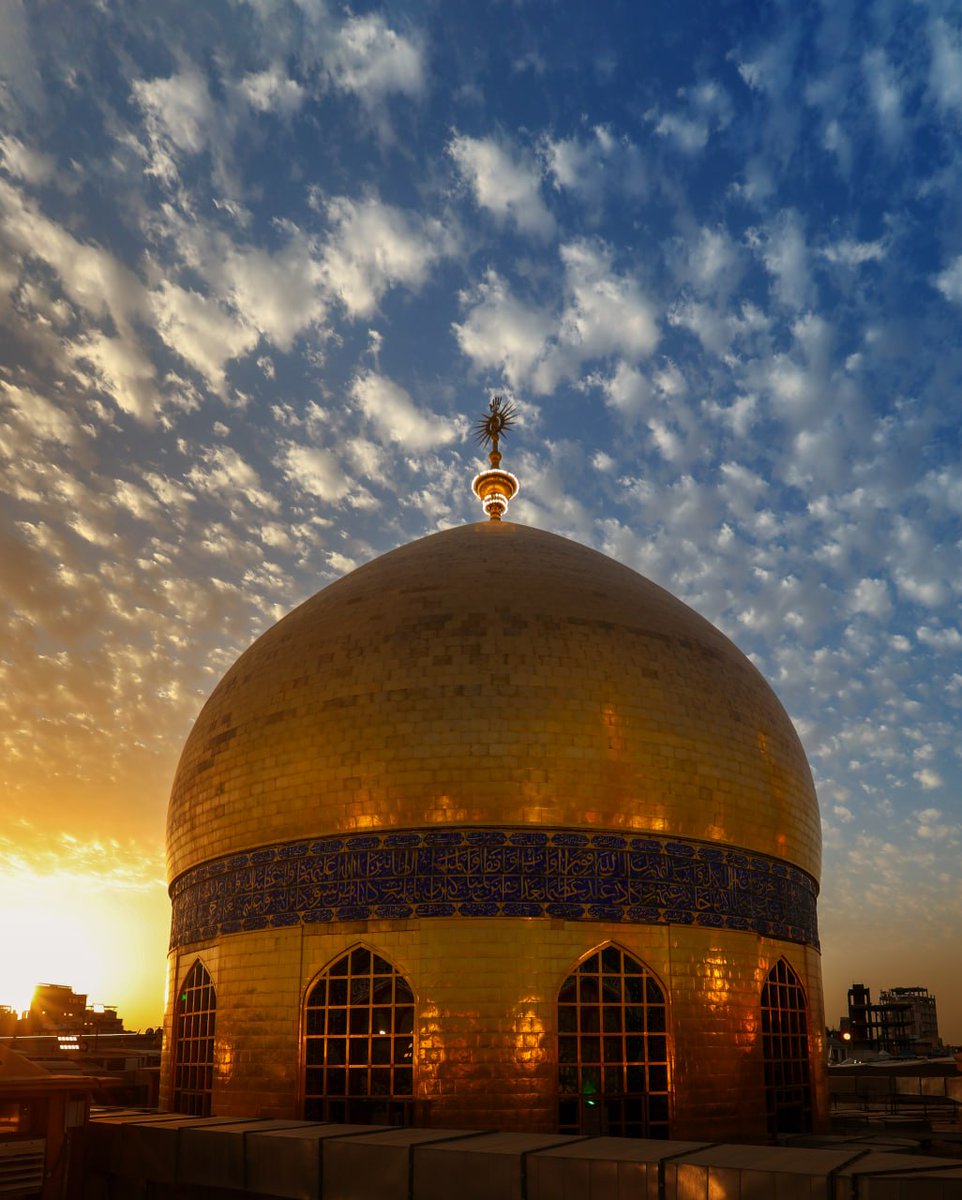 imamhussainorg's tweet photo. السَّلامُ عَلى صالِحِ المُؤمِنِينَ وَوارِثِ عِلمِ النَبِييِّنَ وَالحاكِمِ يَومَ الدِّينِ 
#الامام_علي 
#العتبة_الحسينية_المقدسة https://t.co/g6wCbvq3ZB