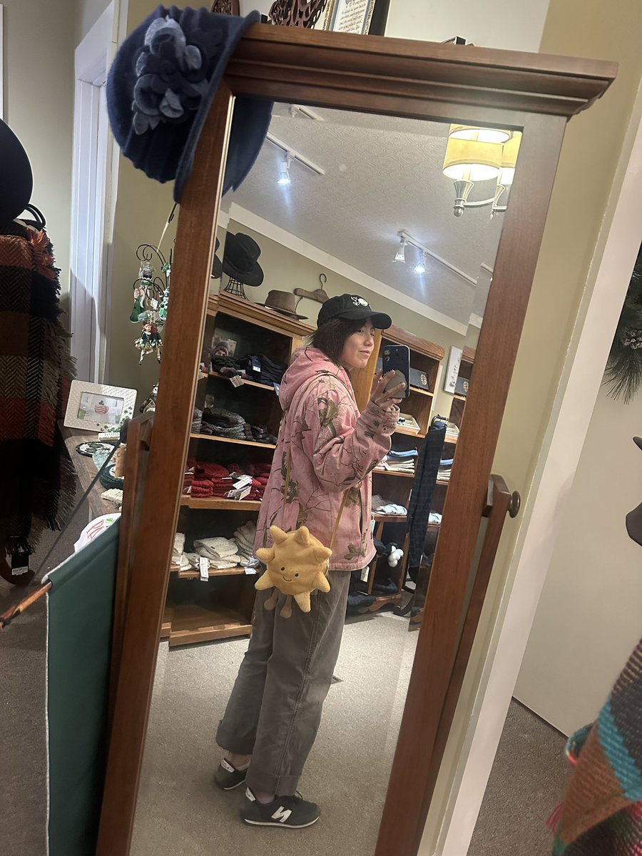 jun ☻︎ tweet media