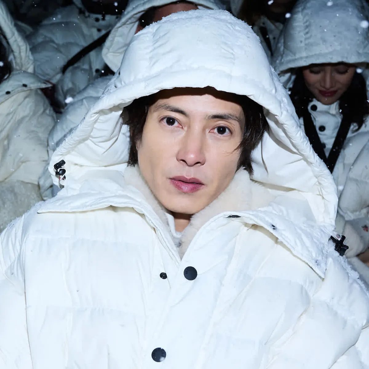 VOGUE JAPAN tweet media