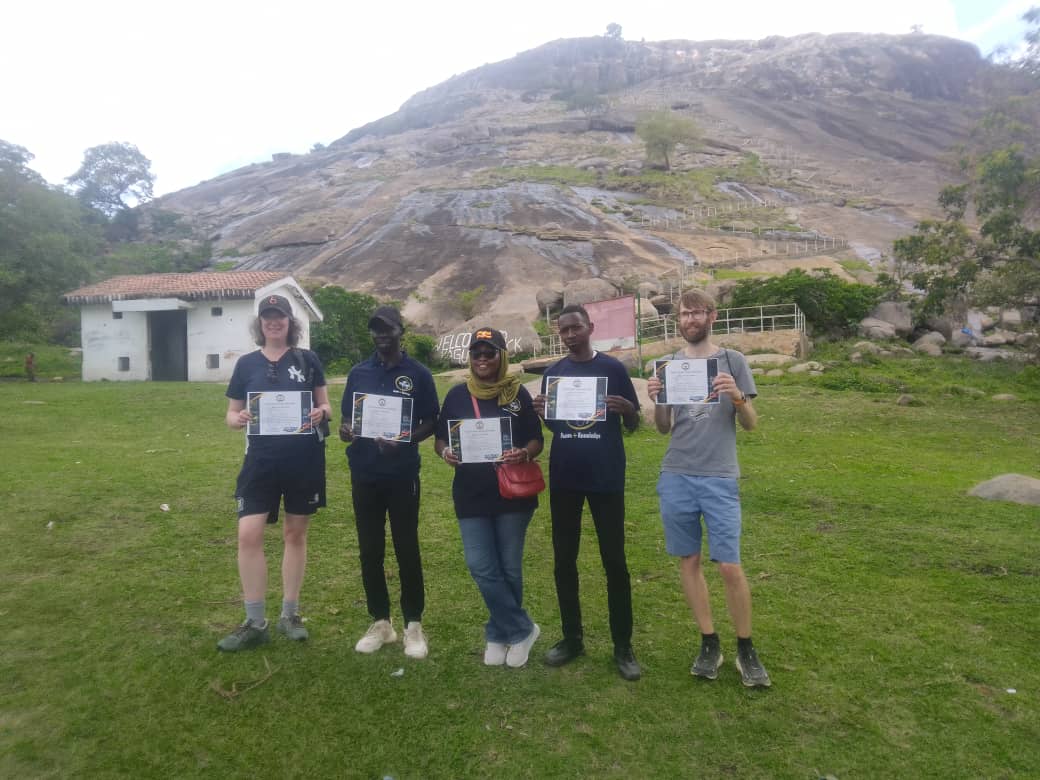 BusogaTourism's tweet photo. BUSOGA TOURISM UPDATE
Today, we were delighted to welcome 5 tourists from America who came to explore the breathtaking views of Busoga. They were honored with Certificates of Appreciation from the Ministry of Tourism – Busoga Kingdom.
#DiscoverBusoga @RebeccaKadagaUG https://t.co/6xVJpWS1ZP