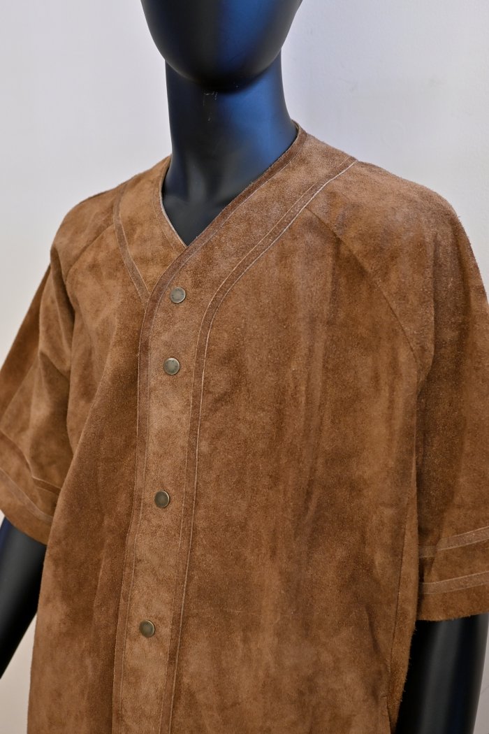 zefirosapporo's tweet photo. Ａ LEATHER  
BASEBALL SHIRT CAMEL 
 
https://t.co/KBbI0XJUw3 

ベースボールシャツキャメル
A LEATHER エーレザー – A boutiqueーA LEATHER
大阪 日本製 レザー https://t.co/avg9ljh7W3