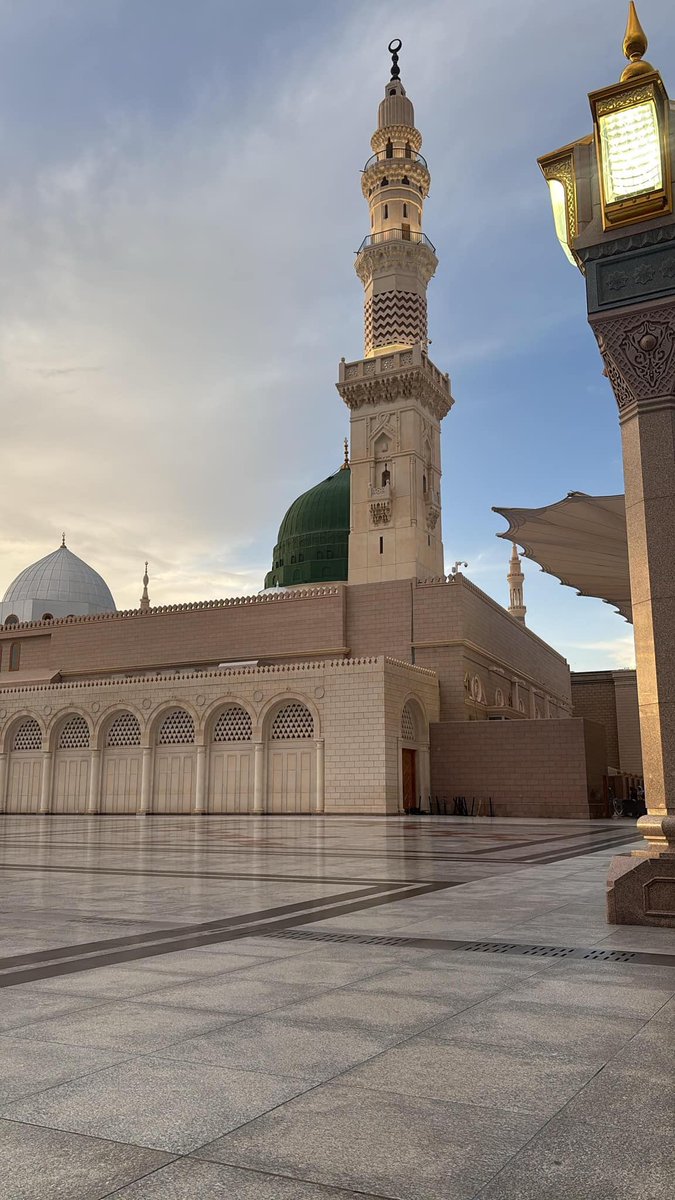 thefaqiir's tweet image. Masjid al-Nabawi this morning