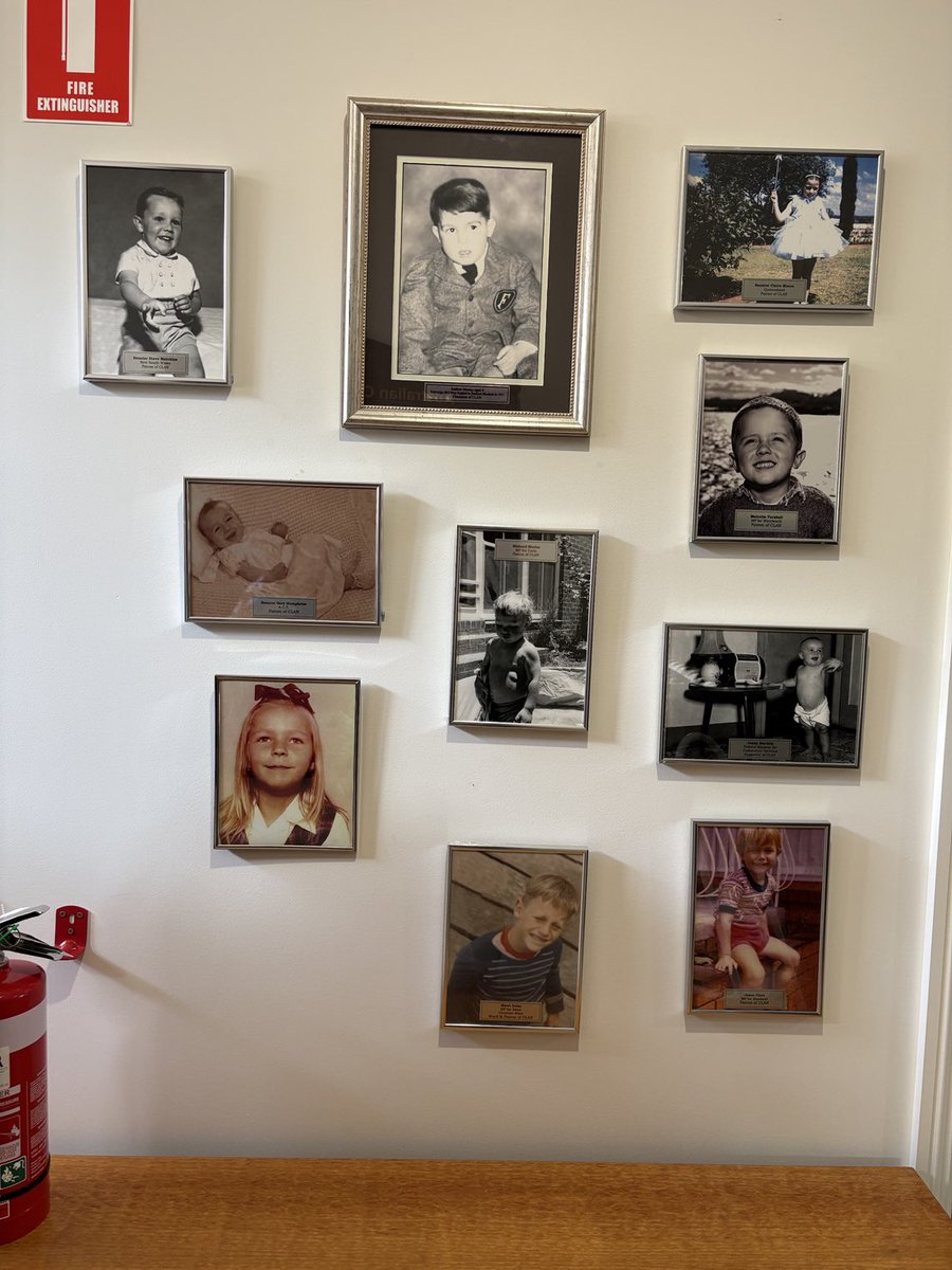 CLAN_AU's tweet image. Huge thanks to Robert Mary Kris &amp;amp; Warren they turned up at AOM Geelng to help unpack boxes &amp;amp; boxes 
Lenny, Warren &amp;amp; Robert hung the pollie patrons portraits on the wall 
The grey couch on it’s last day in the social room 
Thank you CLAN volunteers 💙💛
#OurHistoryMatters