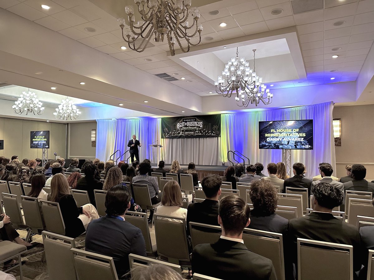thinkcybis's tweet image. Cybis was thrilled to welcome back familiar faces and support the #BestInBusiness at the @FloridaFBLA_PBL  Collegiate State Leadership Conference! From high school to college, these students' passion for business leadership continues to inspire us all!

#thinkcybis #FLFBLA