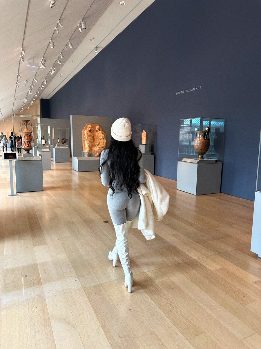 prettygguapp's tweet photo. Chicago '25 🤍 https://t.co/9MbARfIQR5