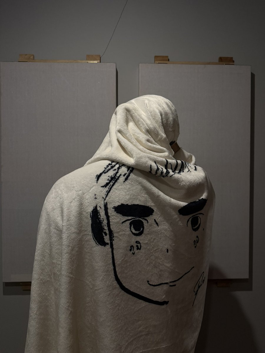 มันก็โคดจะเท่เลยอ่ะป่าว 😎

ticket.eventpass.co/t/merchandise-…