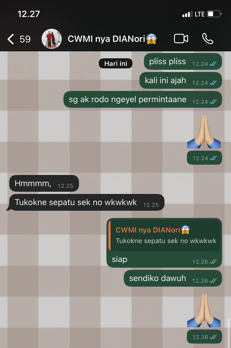dianoriginal's tweet photo. pemalakan istri https://t.co/exuA0mL52r
