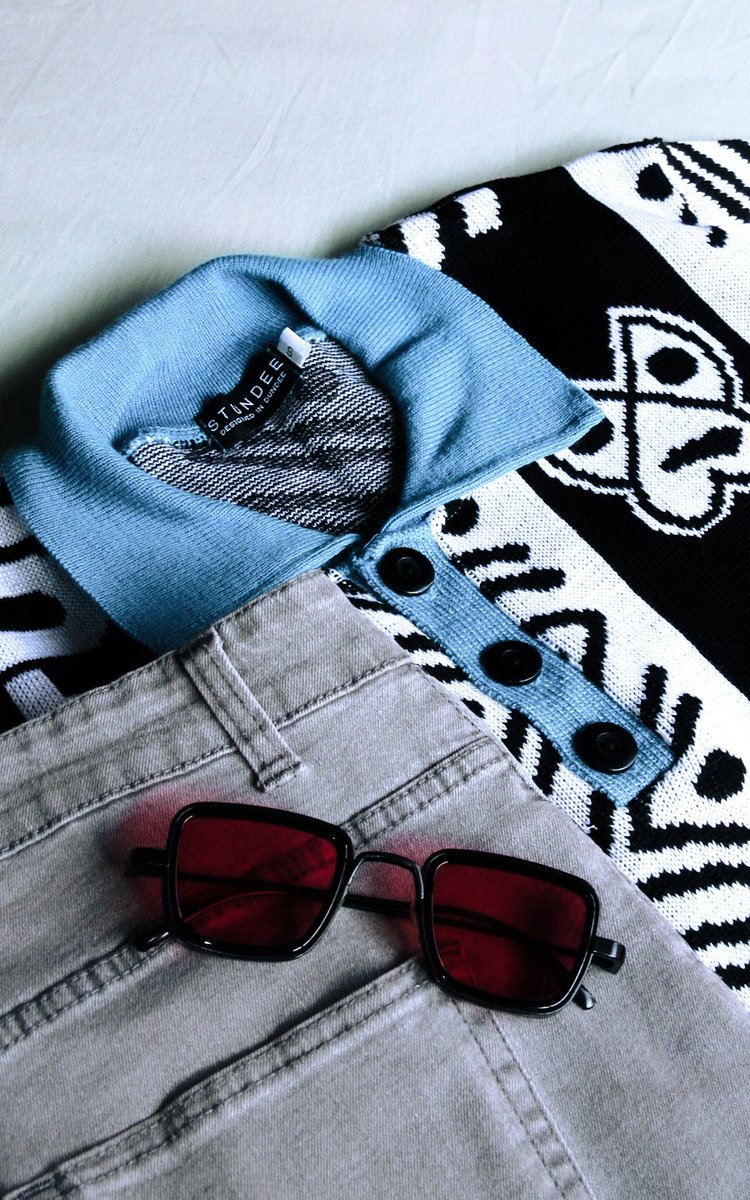 Sbuthegemini's tweet photo. IG: stundee_clothing
#stundee #editorial #productphotography #ClothingBrand https://t.co/HaDl0pwPA3