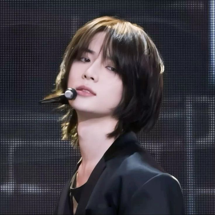 huerigyu's tweet photo. save me ctf beomgyu save me https://t.co/dvlG2m7Q2I